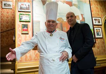 (FILE) FRANCE GASTRONOMY BOCUSE OBIT