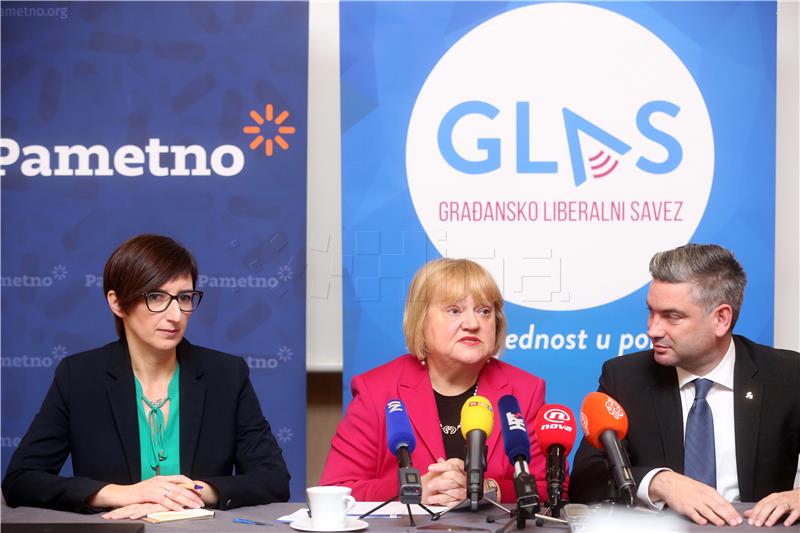 Konferencija nakon sastanak predsjedništava GLAS-a, IDS-a i Pametno