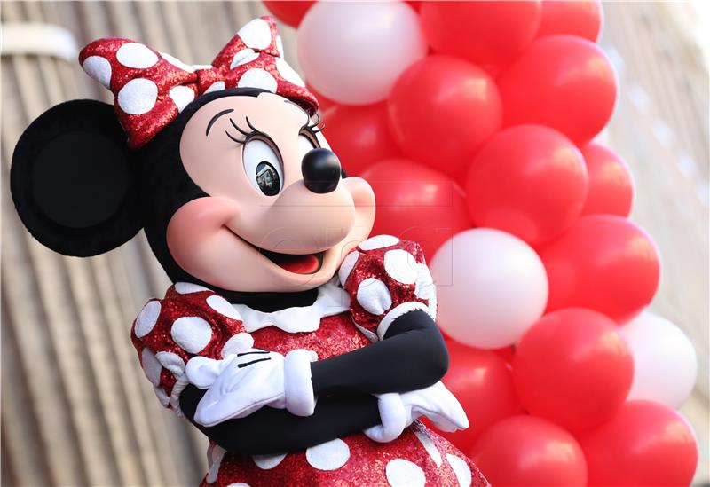 Nakon 90 godina čekanja Minnie Mouse dobila zvijezdu na Stazi slavnih