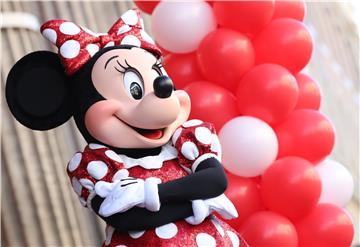 Nakon 90 godina čekanja Minnie Mouse dobila zvijezdu na Stazi slavnih