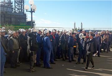 200 Uljanik shipyard workers protest demanding management resignation