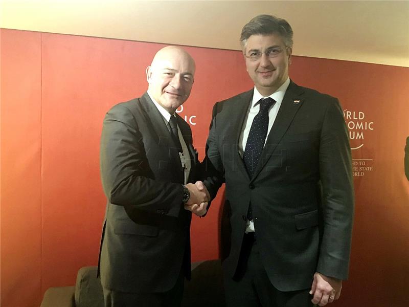 Davos: Plenković se sastao sa Sahenkom