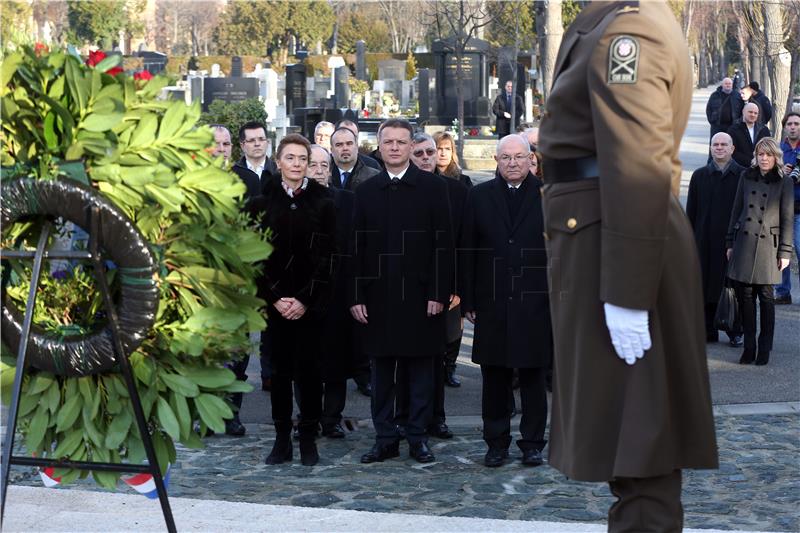 Jandroković na Mirogoju povodom Međunarodnog dana sjećanja na žrtve holokausta