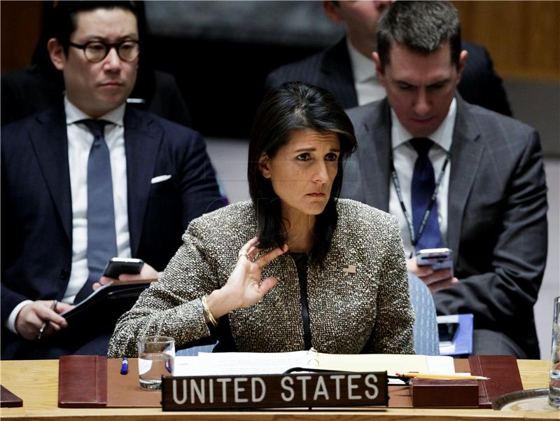 Nikki Haley poriče glasine o vezi s Trumpom