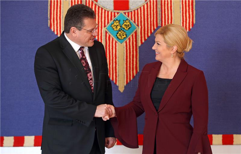 Grabar-Kitarovic, Sefcovic talk Three Seas Initiative