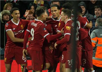 Engleska: Huddersfield - Liverpool 0-3, Lovrenu 90 minuta