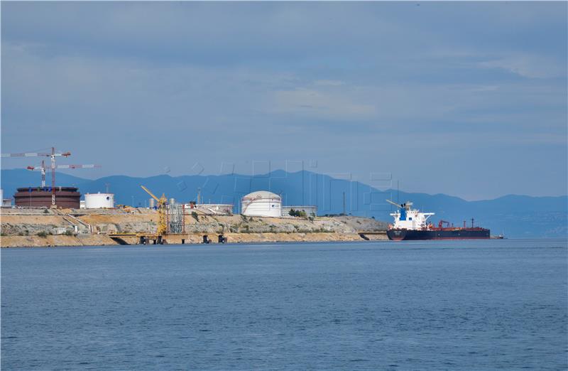 Croatia treats all stages of LNG terminal construction as strategic investment