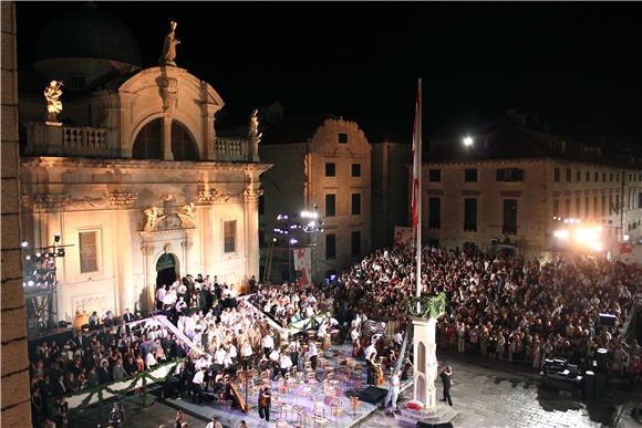 Orlandov stup u Dubrovniku ide na sanaciju, bit će zamijenjen replikom