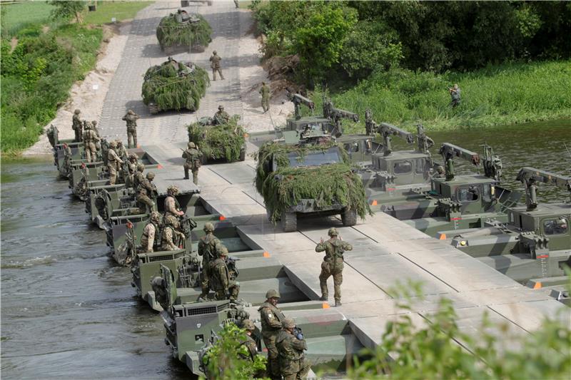 EU, NATO suočeni s narastajućom prijetnjom nehotičnog vojnog sukoba, kaže izvješće 