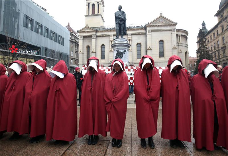  Prosvjed "Sluškinje ustaju za ratifikaciju Istanbulske konvencije"