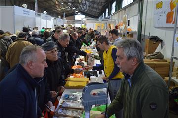 Rekordan broj izlagača na 14. Pčelarskom sajmu