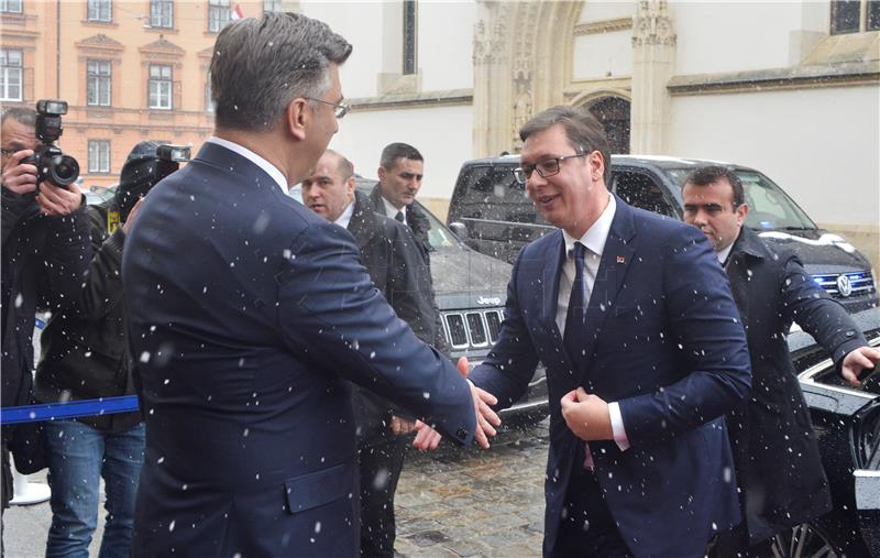 Plenković razgovarao s Vučićem