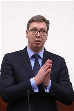 Vučić u Vrginmostu s pripadnicima lokalnog srpskog stanovništva i vlasti