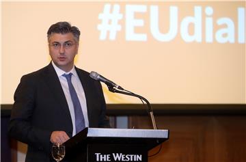 Premijer Plenković s predsjednikom Europskog vijeća Tuskom