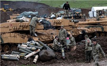 YPG tvrdi da je turska vojska plinom napala selo u sirijskoj pokrajini Afrinu