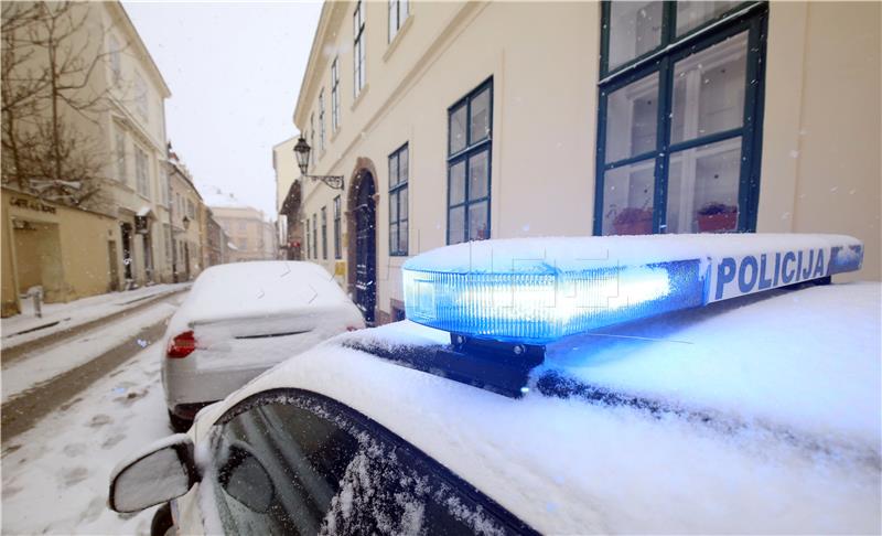 Opljačkana poslovnica Hrvatske pošte na Gornjem gradu