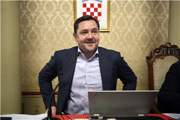 Mikulić: Predlažem gradonačelniku Bandiću da volontira