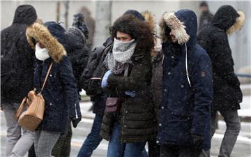 Snijeg i niske temperature, vjetar znatno povećava osjećaj hladnoće