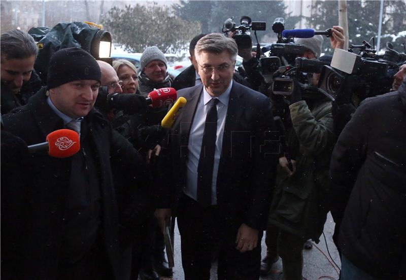 Plenković: Ima više imena za povjerenika za Agrokor