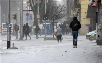 Zbog snijega i hladnoće odgođena nastava u bjelovarskim osnovnim školama