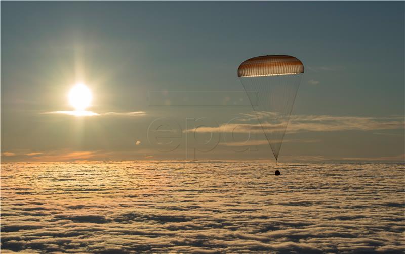 KAZAKHSTAN RUSSIA SPACE CAPSULE LANDING