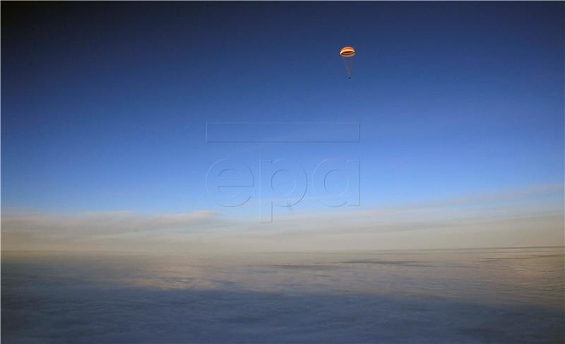 KAZAKHSTAN RUSSIA SPACE CAPSULE LANDING