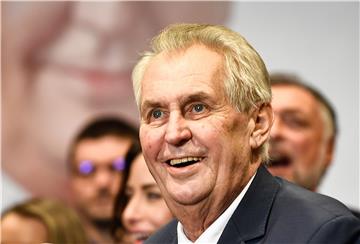 Češki predsjednik Zeman prisegnuo na drugi mandat, odbacio kritike