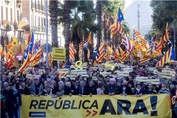 Barcelona: Deseci tisuća Katalonaca tražili formiranje separatističke vlade