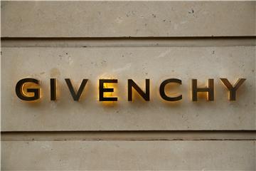 FRANCE FASHION GIVENCHY OBIT