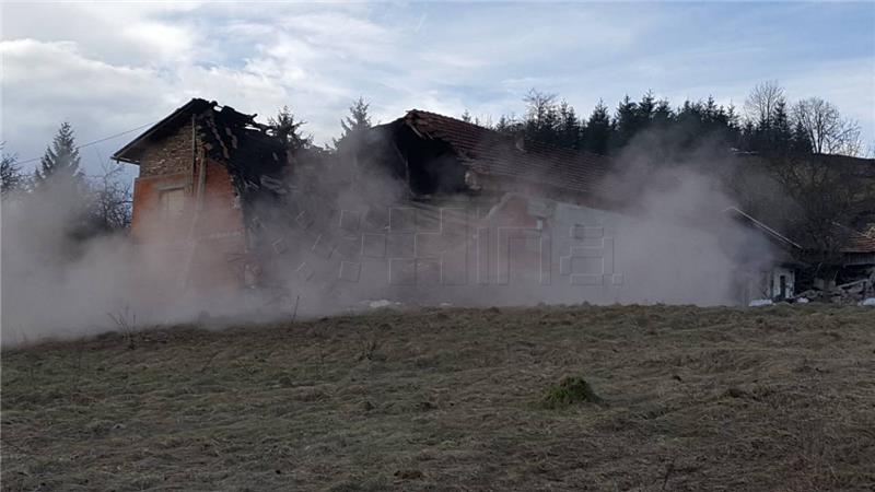 Zbog odrona u Hrvatskoj Kostajnici urušeno šest kuća