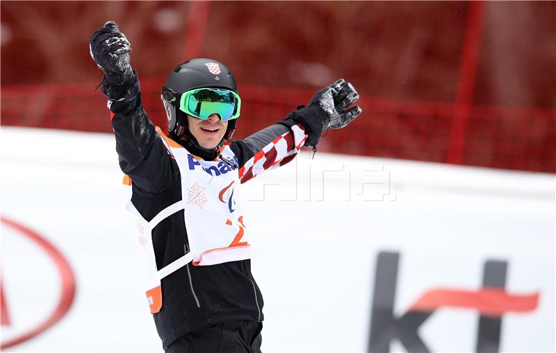 Bosnjak wins bronze, first medal for Croatia at Winter Paralympic Games