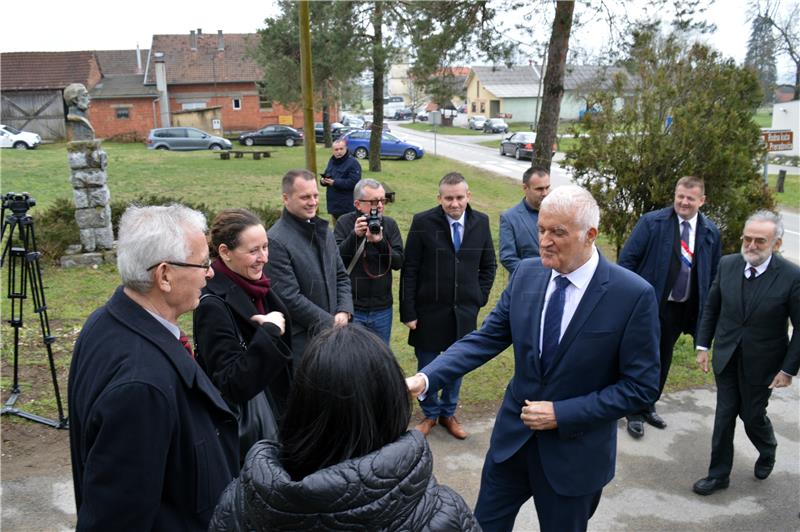 Svečana akademija u povodu obilježavanja 200. obljetnice rođenja Petra Preradovića