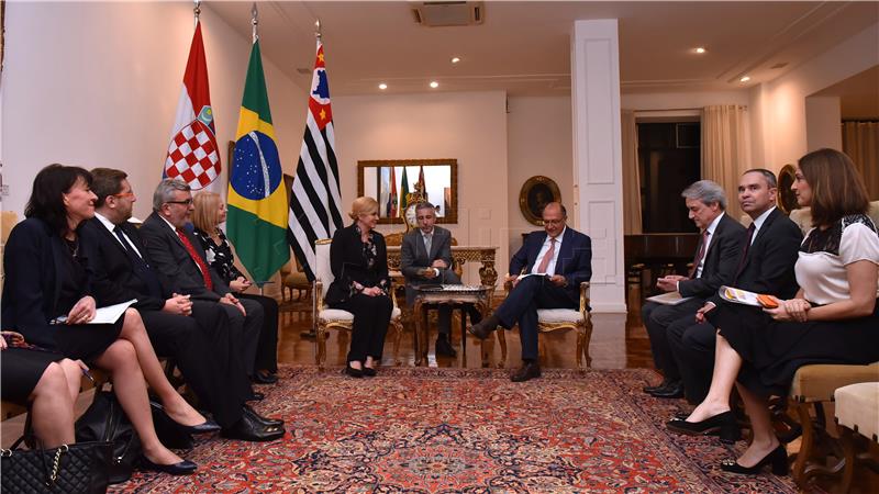 Croatian president visits Sao Paolo, ends South American tour