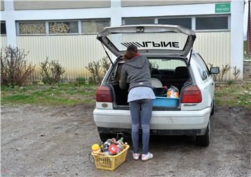 Romi Karlovca prihvatili preseljenje iz jedne gradske četvrti u kuće prigradskih naselja