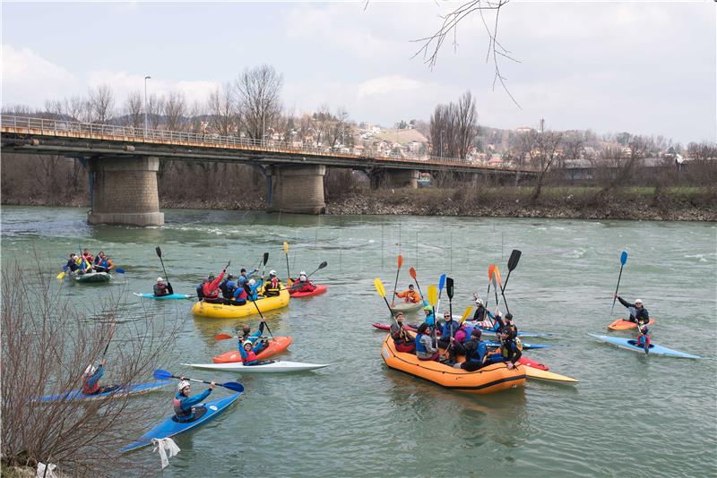 "Sat za planet Zemlju": WWF, veslači i izviđači pozvali građane da u 20,30 sati ugase svjetla