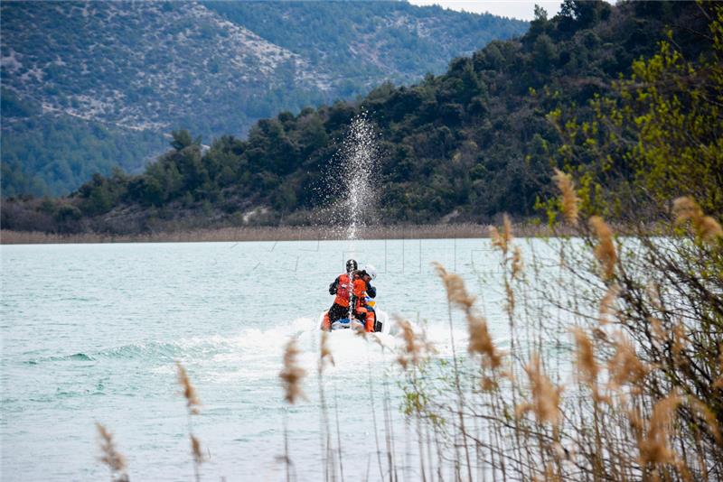 × Zbog mraka na Krki prekinuta potraga za 16-godišnjim mladićem, nastavak sutra