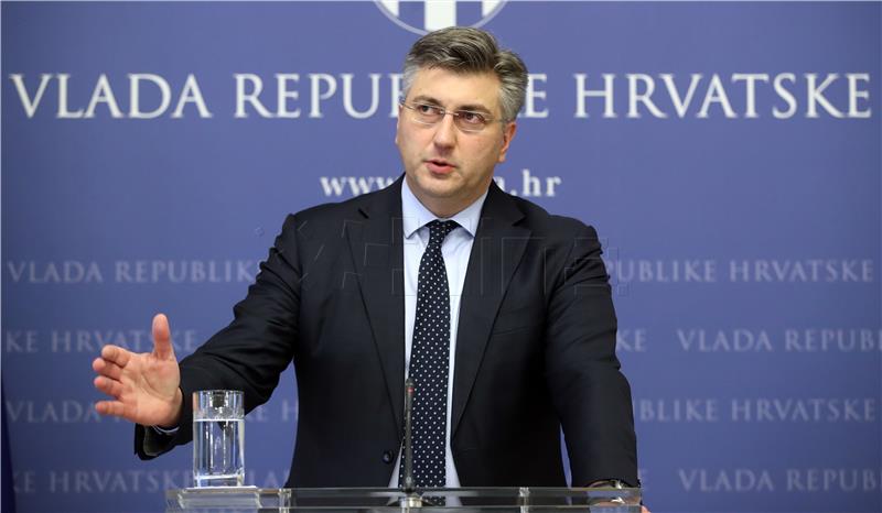 Plenković još nije razgovarao s Kujundžićem o radnoj skupini za novi Zakon o pobačaju