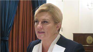 Grabar-Kitarović: Gradnja LNG terminala bitna za energetsku neovisnost Hrvatske