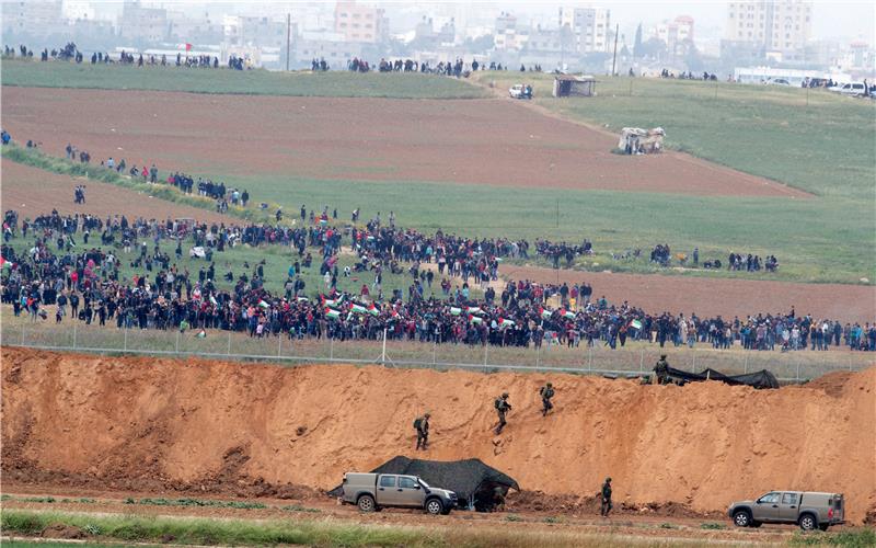 Izraelske snage ubile dva Palestinca u Gazi uz početak prosvjeda uz granicu