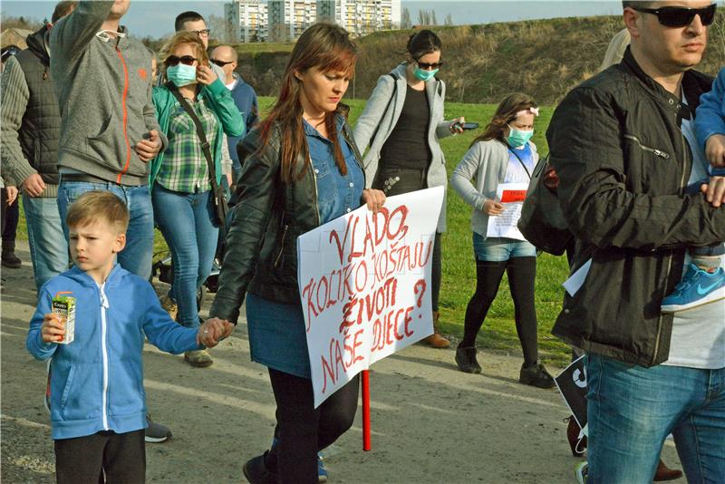 Brođani ponovno prosvjeduju zbog onečišćenog zraka