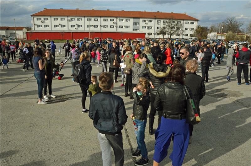 Brođani ponovno prosvjeduju zbog onečišćenog zraka