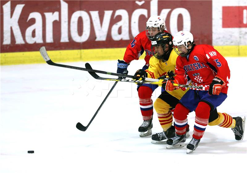 IIHF U18 Svjetsko prvenstvo u hokeju na ledu: Hrvatska - Španjolska