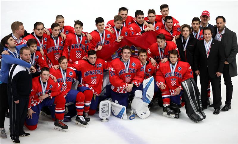 IIHF U18 Svjetsko prvenstvo u hokeju na ledu: Hrvatska - Španjolska