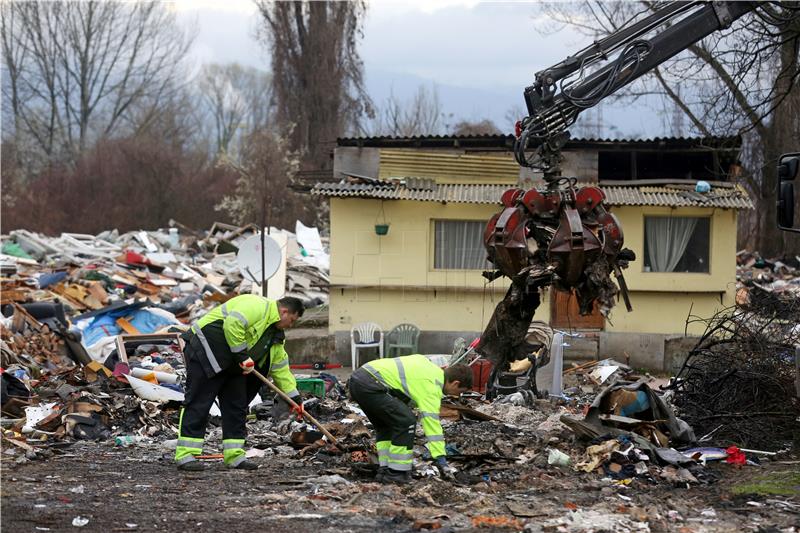 Sanacija divljeg deponija uz jezera Savica Šanci