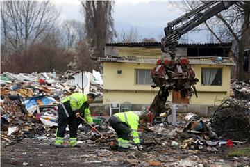 Sanacija divljeg deponija uz jezera Savica Šanci