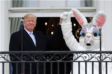 USA TRUMP WHITE HOUSE EASTER EGG ROLL