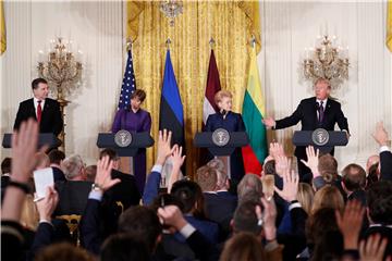 USA TRUMP KALJULAID VEJONIS GRYBAUSKAITE