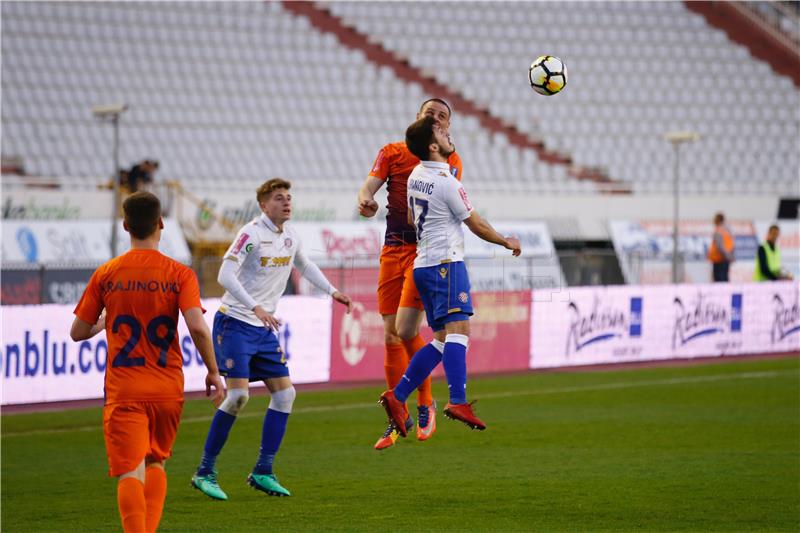 Prva HNL: Hajduk - Lokomotiva 1-0 (poluvrijeme)