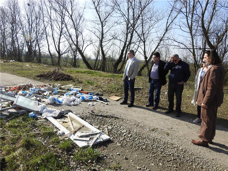 Čehok najavio veće kazne za ilegalno odlaganje otpada