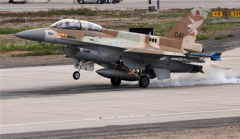 Pilot HRZ-a letio u F-16 u Izraelu